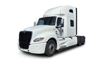 01 International Prostar